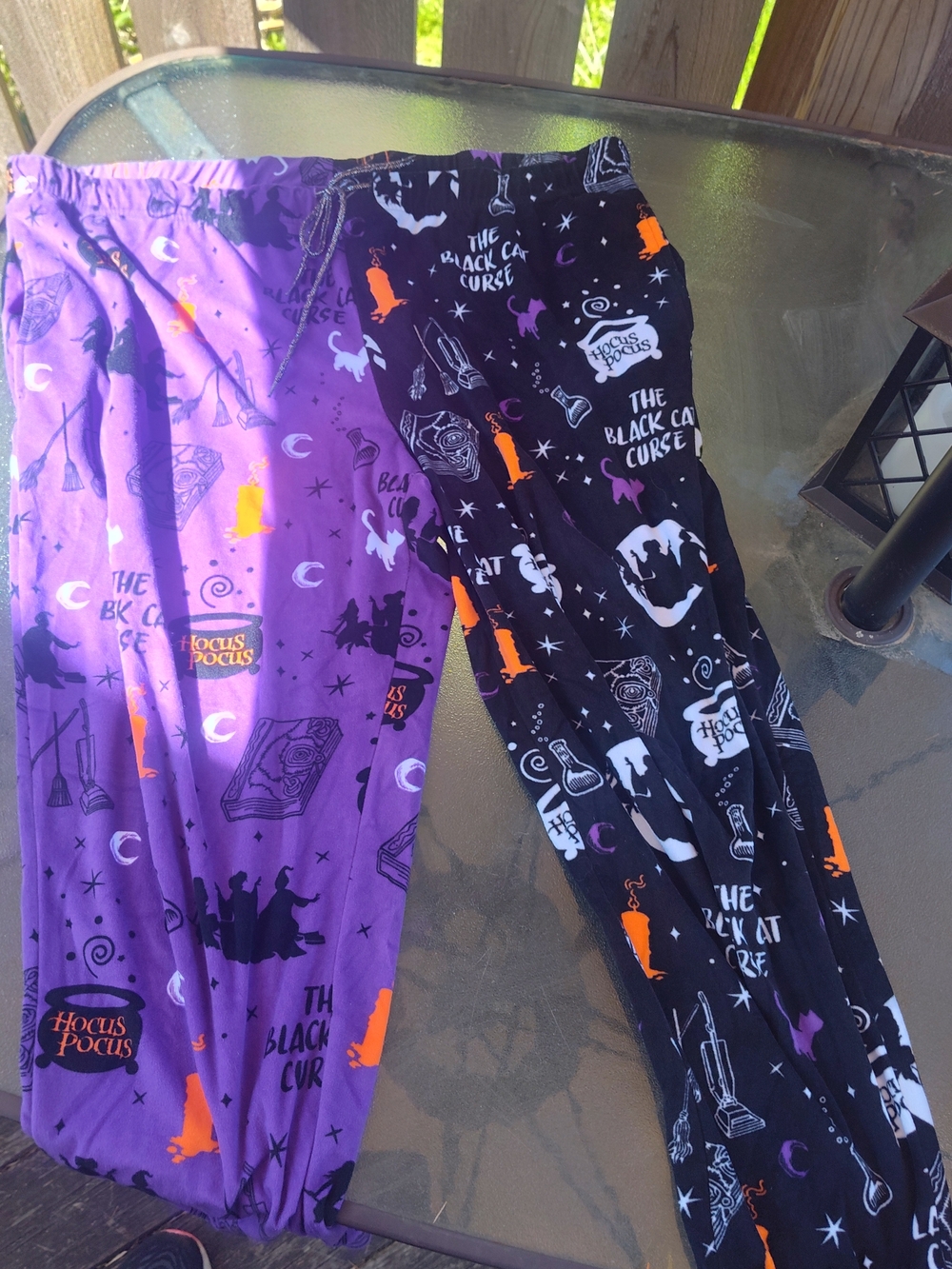 adult Disney hocus pocus 2x Pajama Pants - Purple & Black